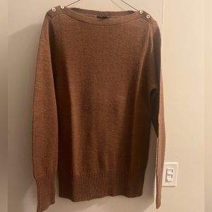 Never worn brown jcrew sweater with button detail. Size large.